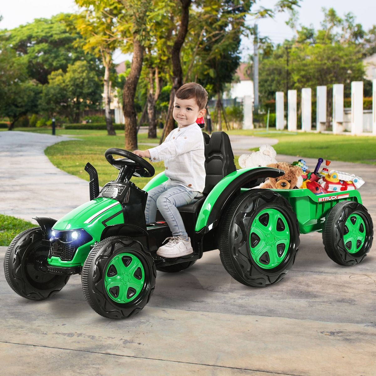Tracteur Electrique Avec Télécommande 2.4G 12V 7AH Vitesse : 3-8 Km/H MP3 Port USB Pour Enfants De 3 À 8 Ans Blanc/Noir/Rouge/Vert